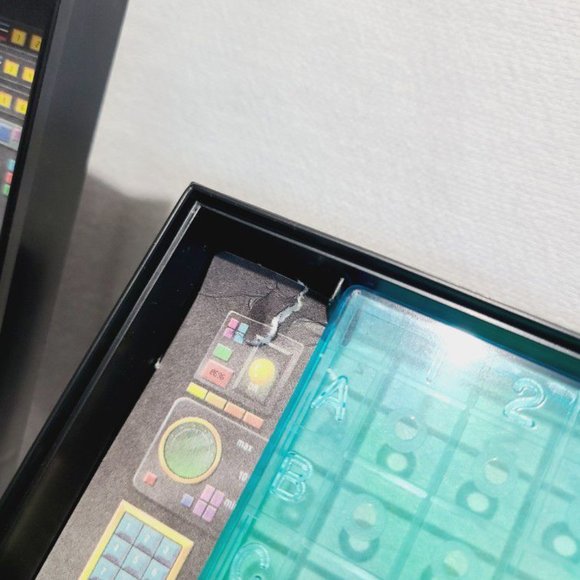 Battleship The Classic Naval Combat Board Game by Milton Bradley 1990 Vintage - Picture 2 of 8